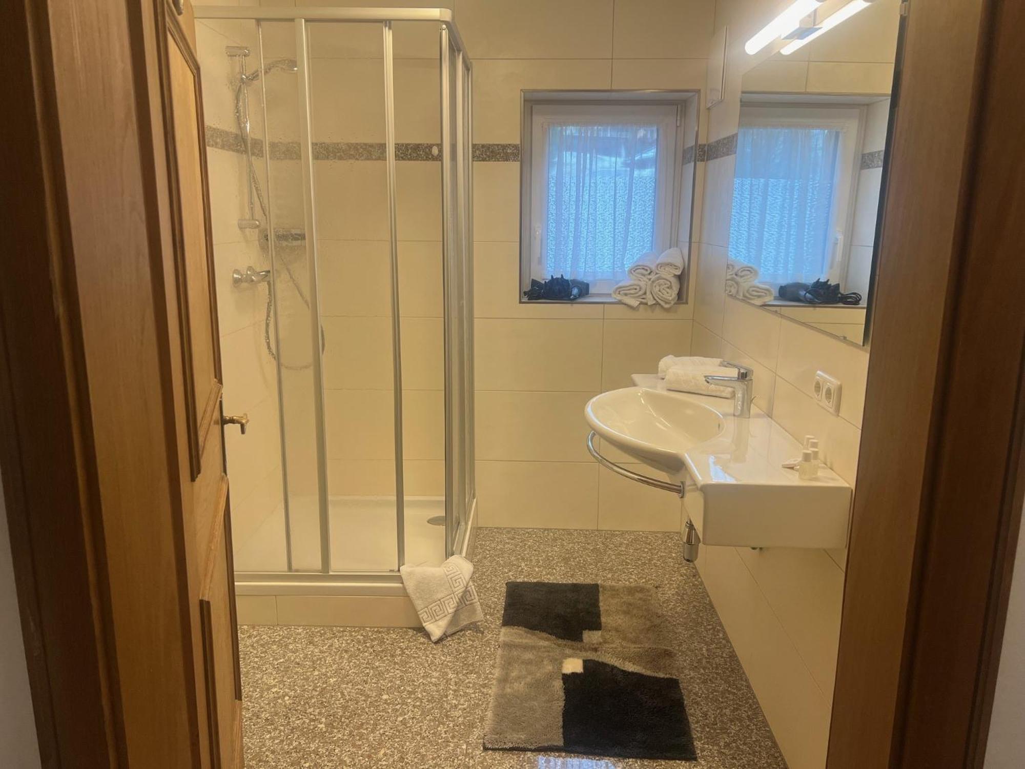 Intown Apartment Schmiede Зальбах-Гінтерглемм Екстер'єр фото