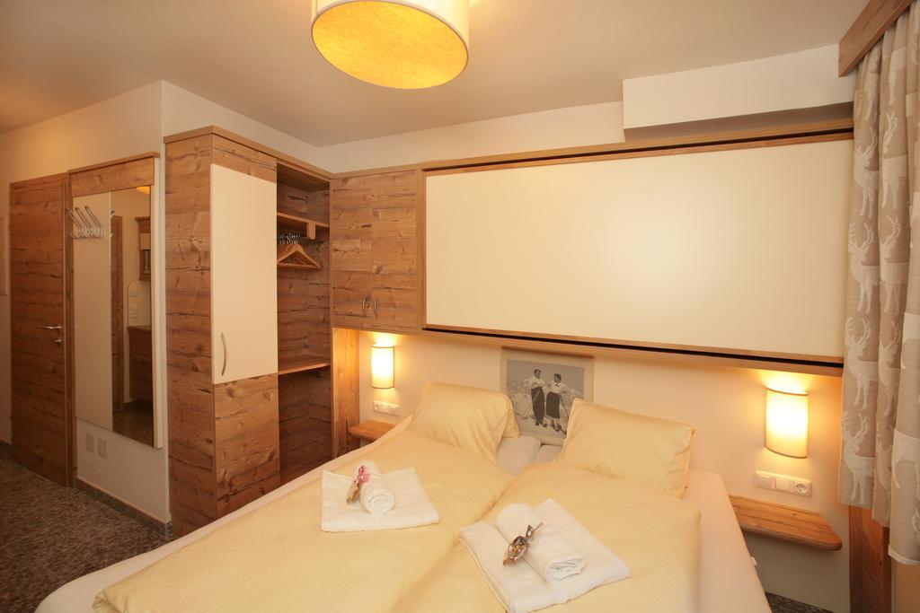 Intown Apartment Schmiede Зальбах-Гінтерглемм Екстер'єр фото