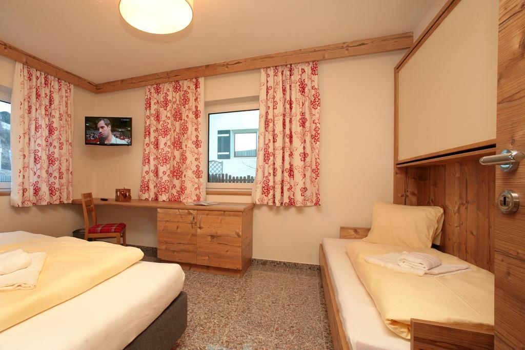 Intown Apartment Schmiede Зальбах-Гінтерглемм Екстер'єр фото