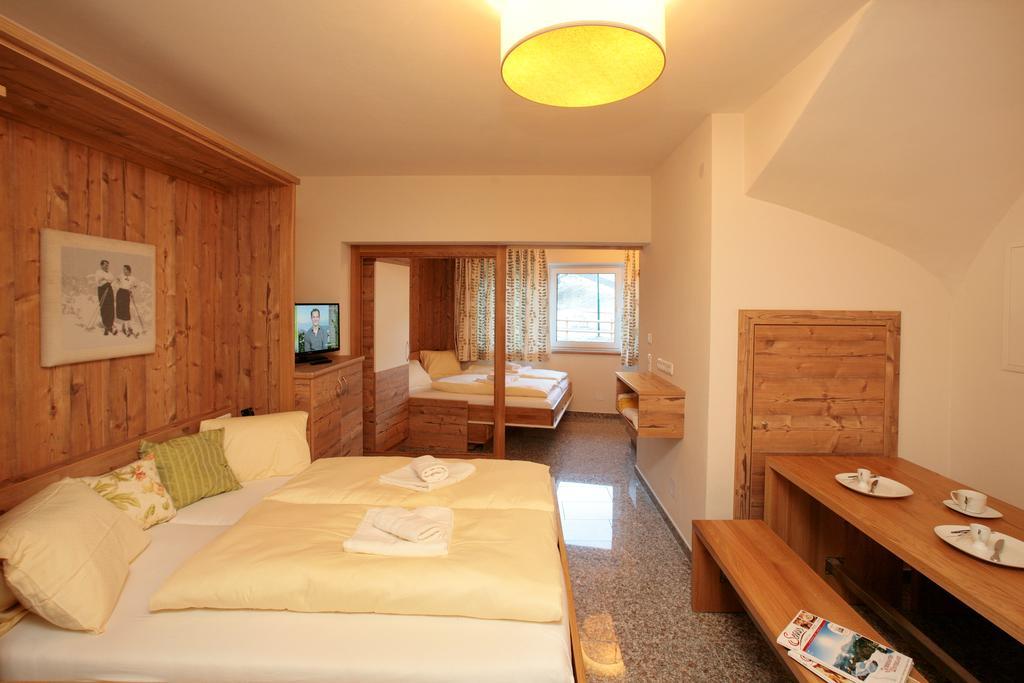 Intown Apartment Schmiede Зальбах-Гінтерглемм Екстер'єр фото