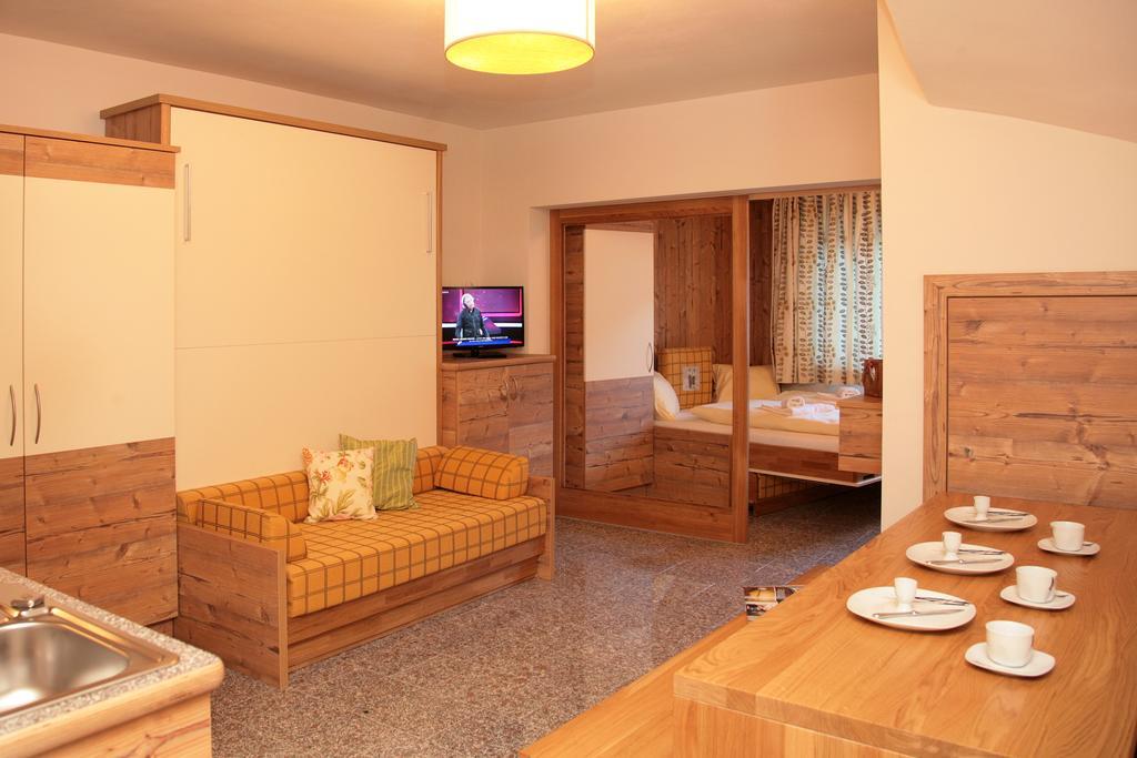 Intown Apartment Schmiede Зальбах-Гінтерглемм Екстер'єр фото