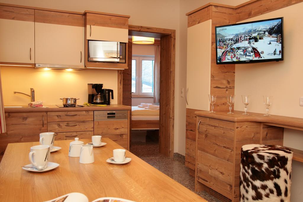 Intown Apartment Schmiede Зальбах-Гінтерглемм Екстер'єр фото